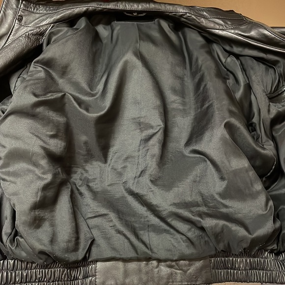 ⭐️HP⭐️Leather Jacket 52 - Picture 9 of 12